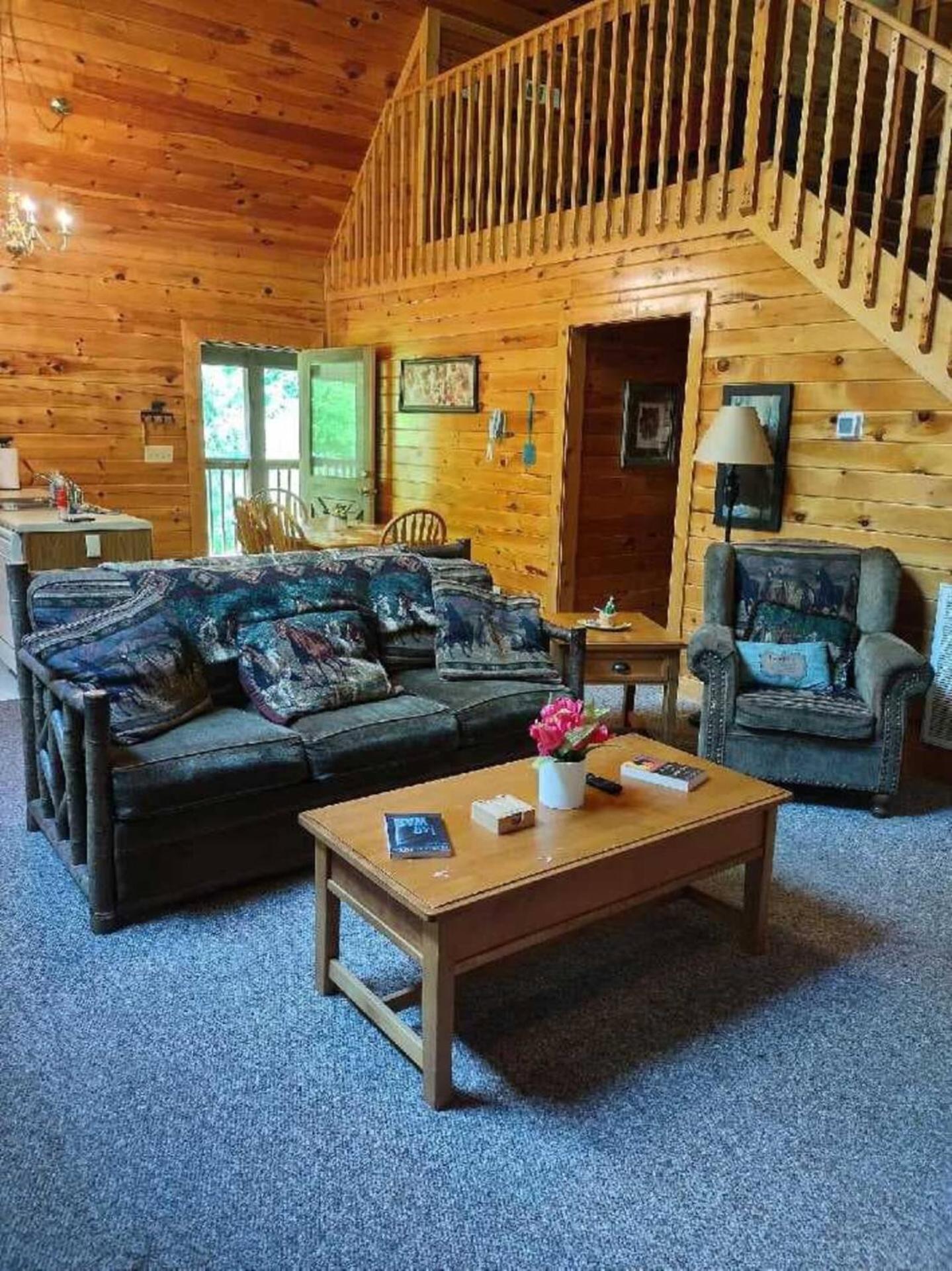 Beautiful 2 Bed Cabin With Hot Tub And Resort Pool Sevierville Dış mekan fotoğraf